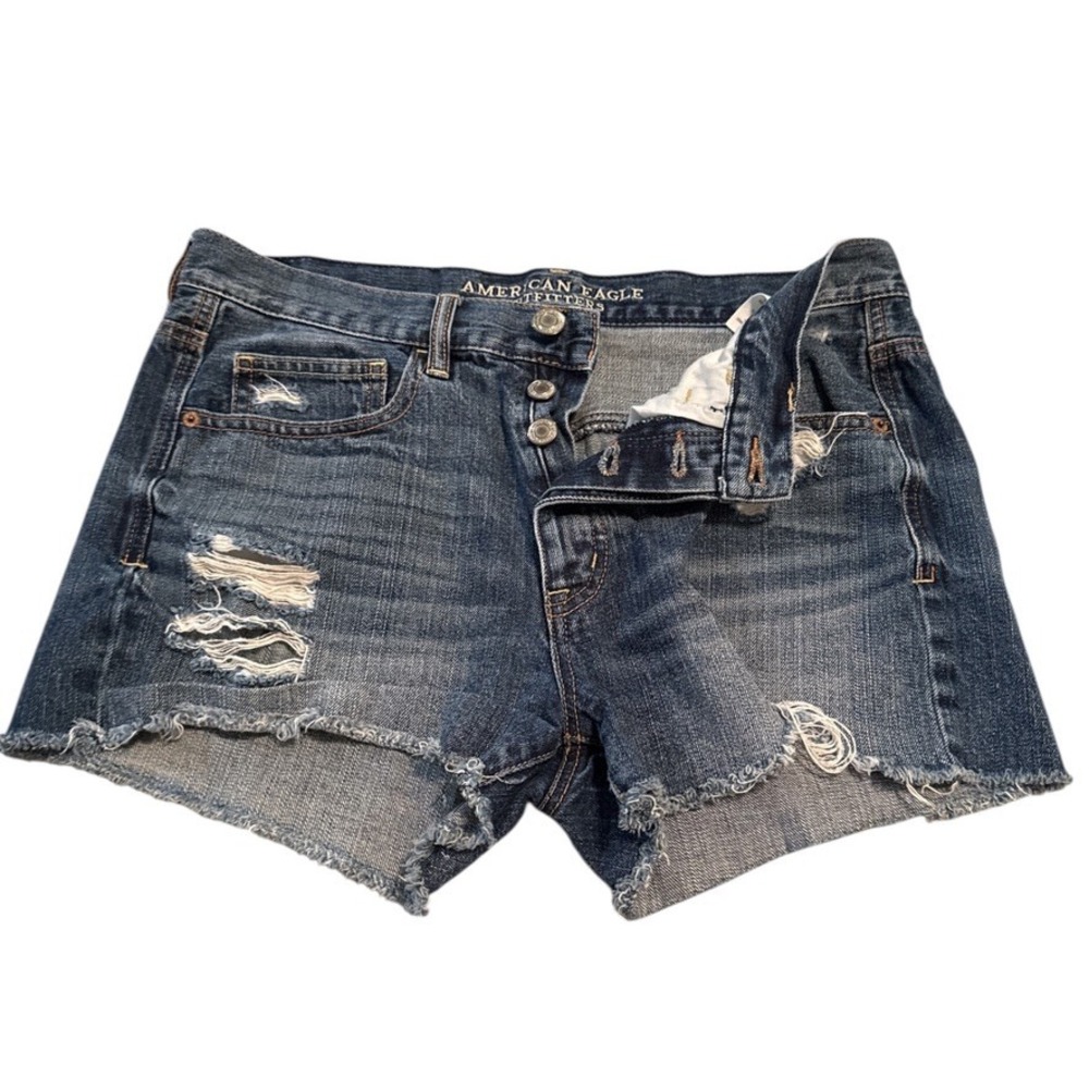 American Eagle Outfitters Size 6 Distressed Denim Cutoff‎ Shorts
